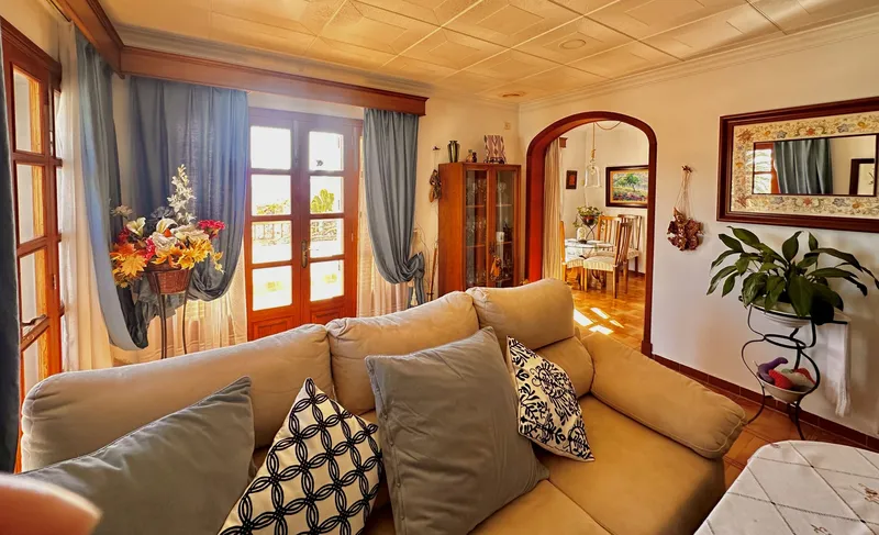 Attractive chalet with two residential units and pool — photo 6
