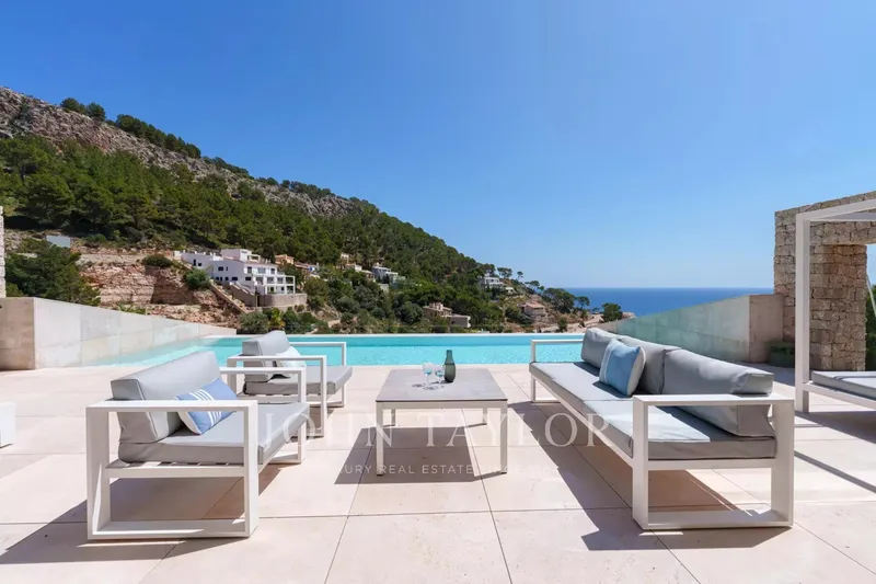 Villa for sale in Canyamel — photo 6