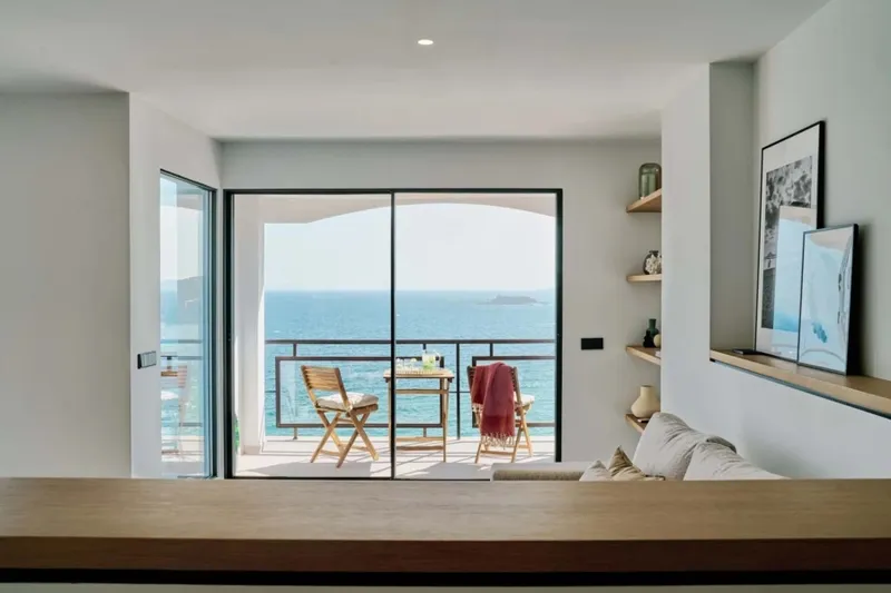 Luxury Penthouse “The View” – Beachfront Living, Close to Palma, with 130 m² Private Rooftop Terrace — photo 12