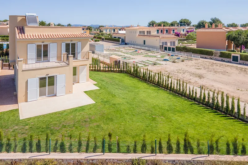 Villa in Sa Rapita - Newly built single-family house with garden and communal pool — photo 3