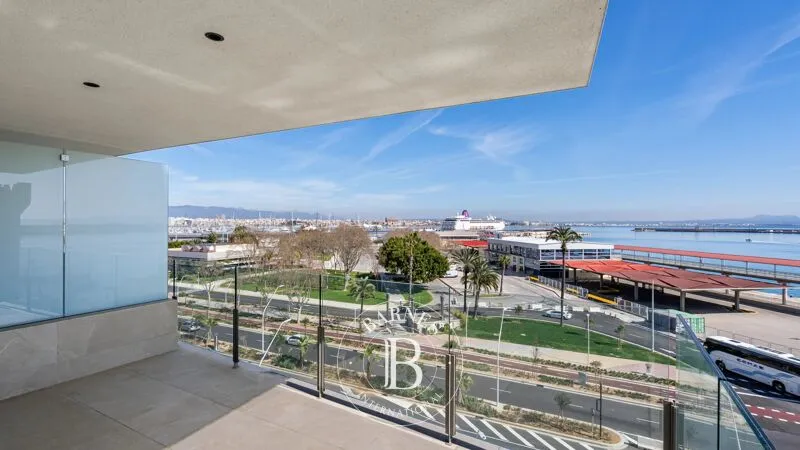 Palma de Mallorca, 3-Bedroom Apartment - 122 m² for Sale — photo 4