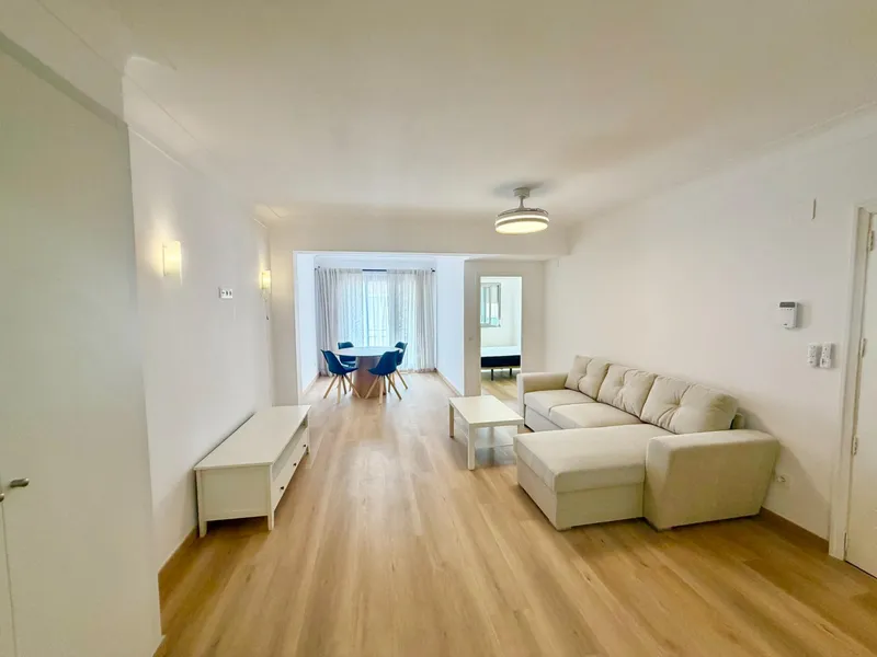 Modern renovated apartment in Blanquerna – Temporary rental (Maximum 11 months) — photo 1