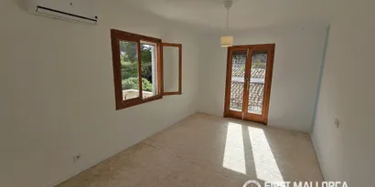 Real estate picture 0 Ref. No. 76041 — photo 7