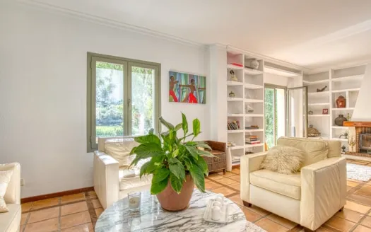 Villa for sale near Esporles with pool and breathtaking mountain views — photo 9