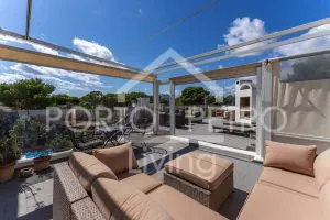 Ref. PRO227 – Unique villa with impressive architecture, spacious plot, paradisiacal garden with various terrace areas, garage, carport and large pool centrally located in Porto Petro — photo 7