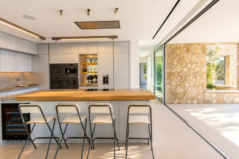 Modern new-build villa with views over Santa Ponsa bay — photo 6
