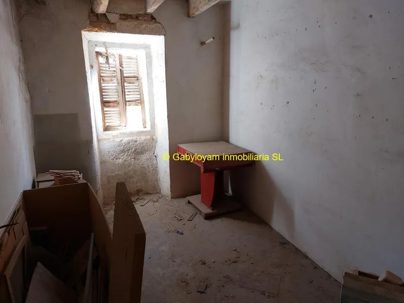 Ground floor in Vilafranca — photo 9