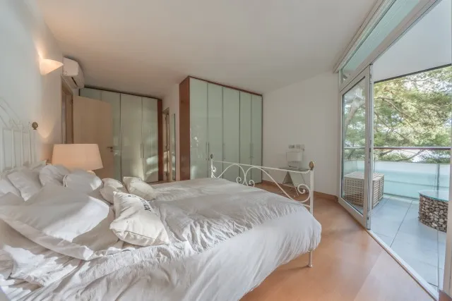 Sea view apartment for sale in Illetas, Mallorca — photo 8