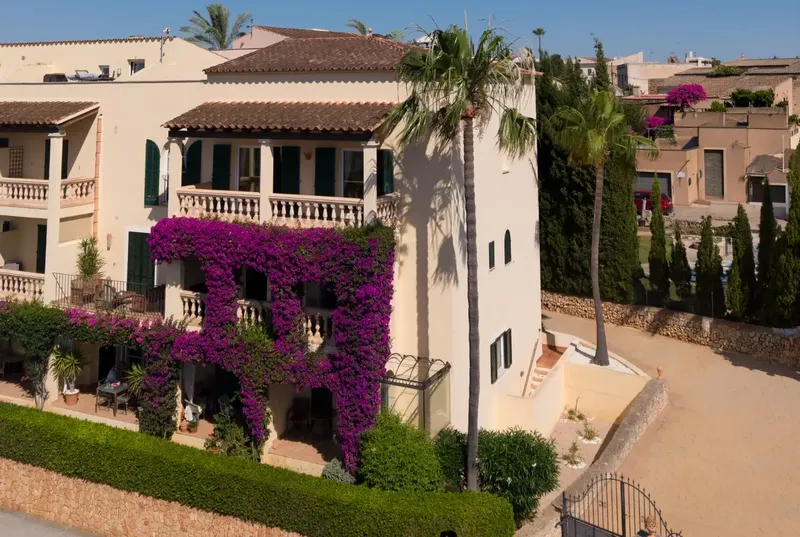 Magnificent property in Calonge, southeast Mallorca, just 5 minutes from the best beaches — photo 1