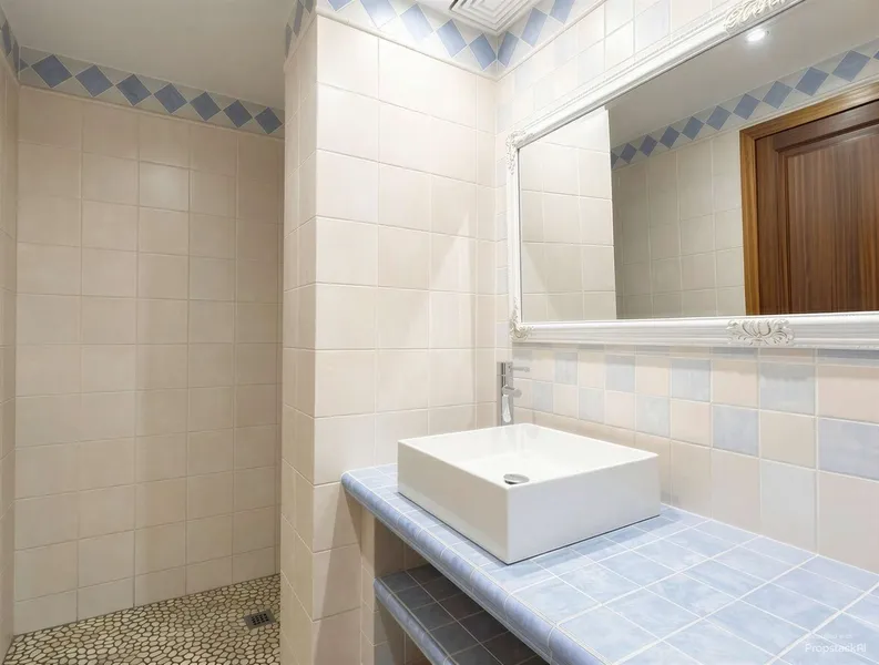 Peace, privacy, and the Mediterranean lifestyle on two levels — photo 8