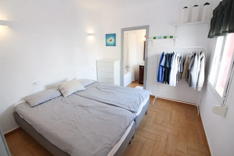 Recently Refurbished Bright, Two Bedroom Apartment with Large Terrace in Santa Catalina — photo 4