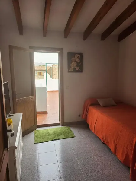 Cozy house with 130 square meters distributed over 3 floors, with 4 bedrooms, 2 bathrooms, patio — photo 5