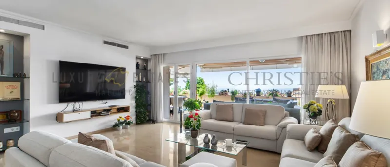 Large apartment in Olinto in Bendinat with sea views — photo 4