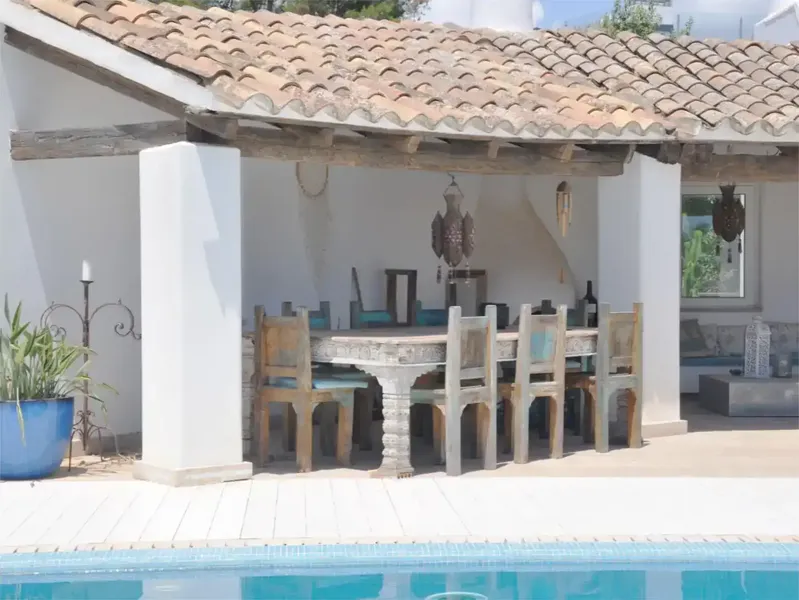 Experience the ultimate Mediterranean lifestyle with this stunning Ibizan-style villa for sale in Sol de Mallorca, one of Mallorca’s most ex — photo 7