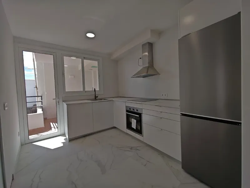 New apartment, never lived in — photo 6