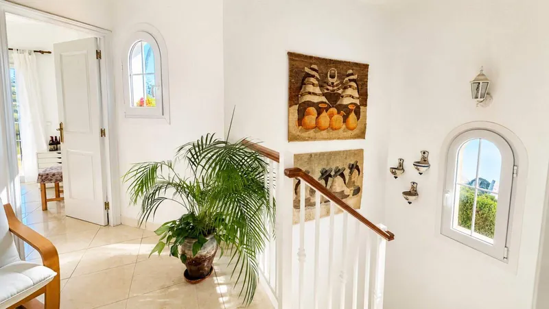 228m² semi-detached house with 4 bedrooms, garden and pool for sale — photo 8