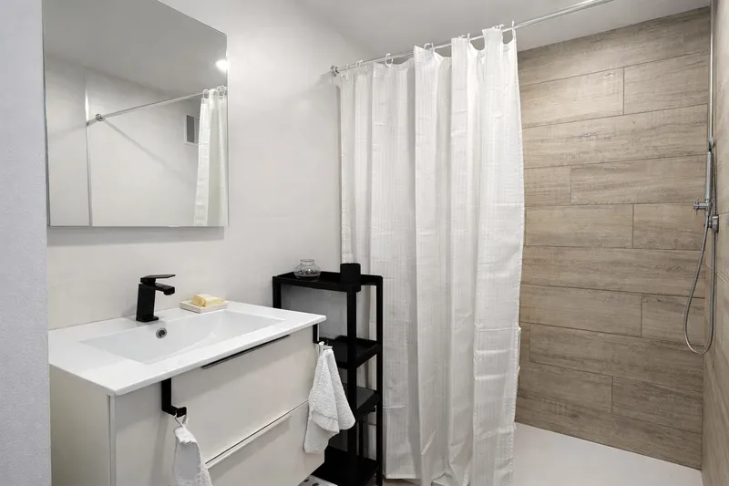 Bright and cozy apartment in popular location in Santa Ponsa — photo 7