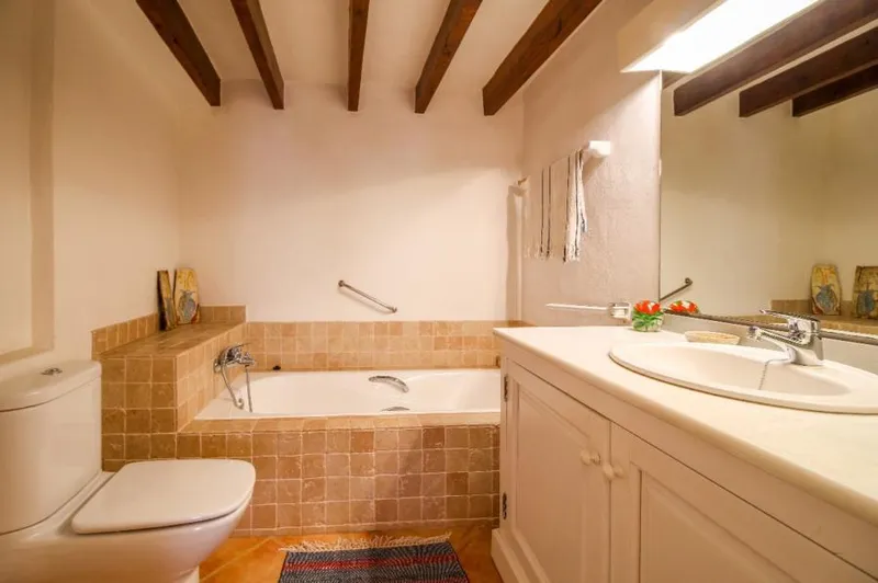 Reserved.- Awesome town house with amazing back patio. Just a love at first sight! — photo 8
