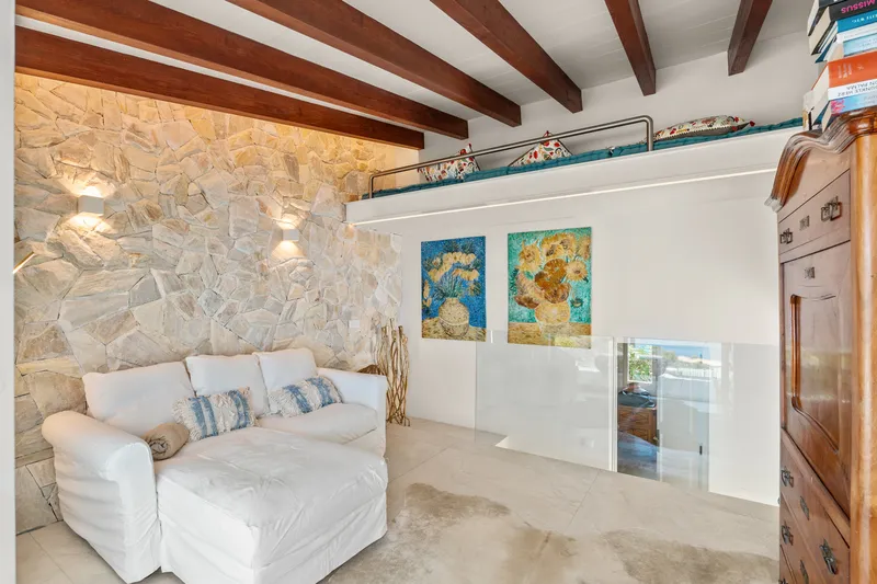 Fully renovated triplex with stunning views of Dragonera Island — photo 11