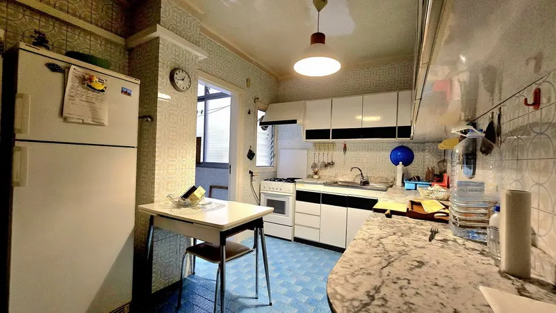 Large, affordable apartment in a good location in Palma — photo 12