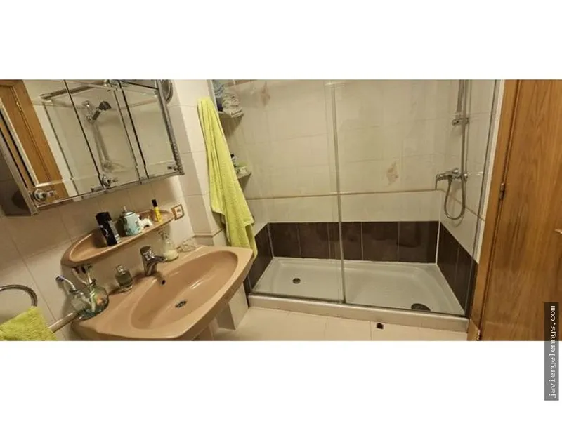 Apartment for sale on Calle d'en Bennàsser — photo 2