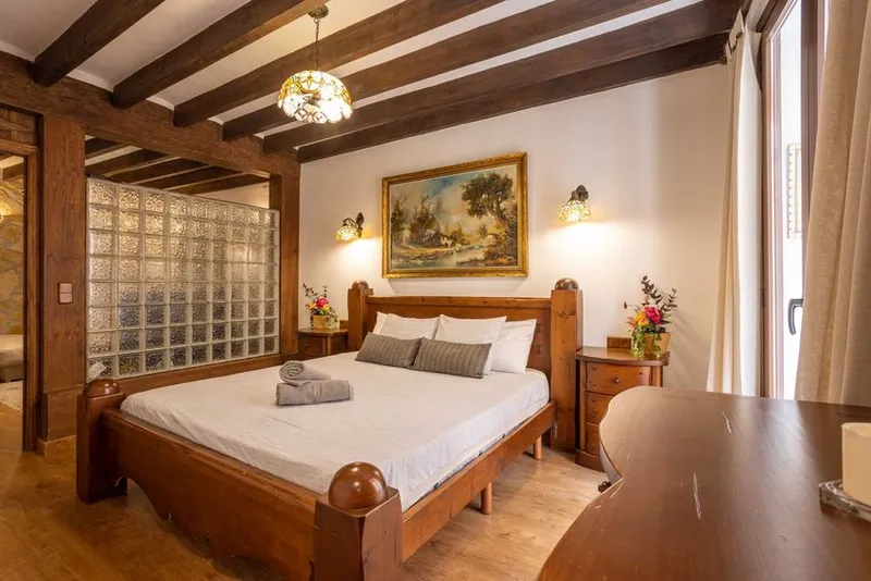 Flat / apartment for sale in Calle de la Llotgeta, 8 — photo 1