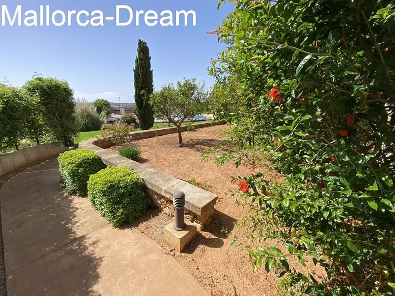 Cala Millor: 3 bedroom flat with 2 bathrooms, pool, underground parking, cellar room, air conditioning, gas central heating — photo 11