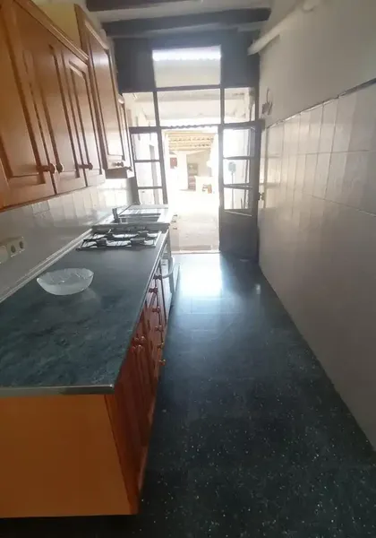 Well-maintained 2-storey village house with great potential, large garage, interior patio in the center of Es Llombards - Santanyí — photo 12