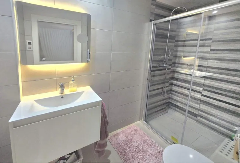 73m² apartment with 3 rooms, balcony and sea view for sale — photo 8