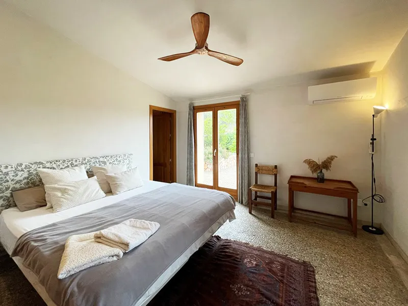 Country house in Montuiri with holiday licence, 5 bedrooms, 5 bathrooms, pool, garden — photo 11