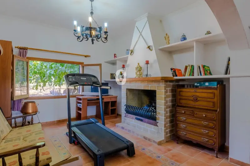 Descubre esta magnífica finca situada en Campanet, un enclave privilegiado de Mallorca donde la tranquilidad, la naturaleza y el auténtico c — photo 12