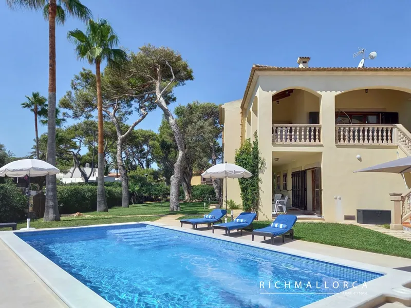 Deluxe villa with rental licence in Playa de Muro — photo 8