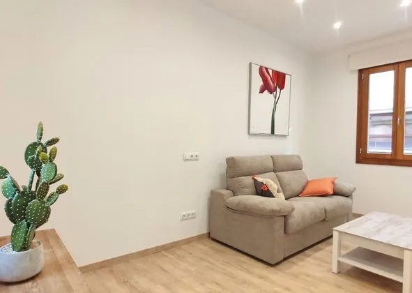 Flat / apartment in Calle Brondo, 3, Sant Nicolau, Palma de Mallorca — photo 1