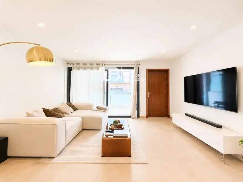Taylor Building Real Estate presents this beautiful ground floor with large outdoor areas in Son Ferriol. — photo 8