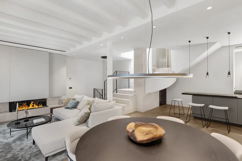Stylish townhouse in Palma's Old Town with sun terrace & pool — photo 9