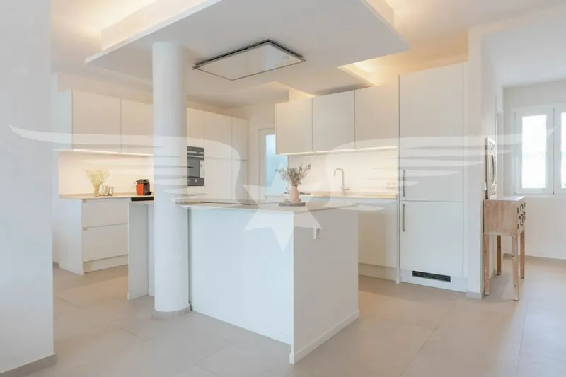 Cala Mayor I High-quality sea view apartment — photo 9