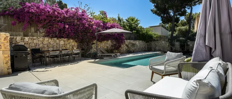 Luxurious villa with sea views in Portals Nous — photo 11