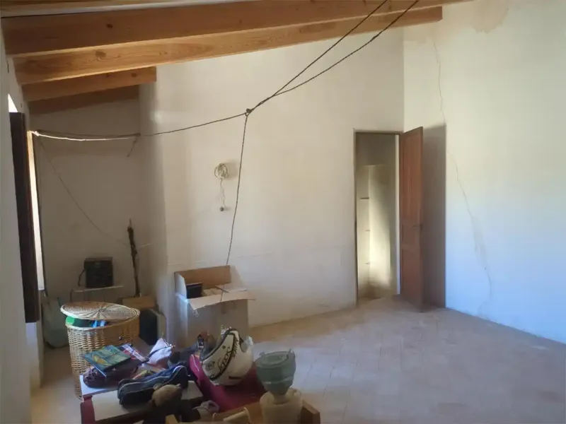 Casa en la vileta (Palma) de más de 100 años. A reformar íntegramente. Se distribuye en dos plantas. En la parte inferior, antiguo bar, cons — photo 6