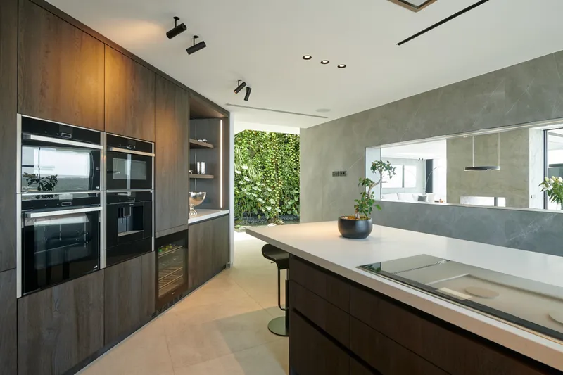 State-of-the-art villa with stunning sea views, overlooking the bay of Santa Ponsa — photo 8