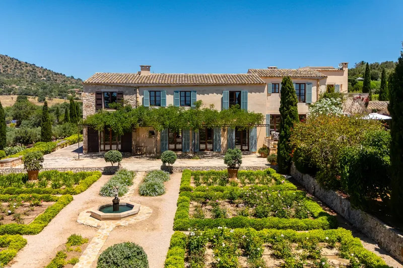 Country estate with sea views and exceptional gardens near Santanyí — photo 4
