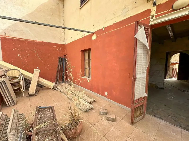 Discover this picturesque home located in the heart of the municipality of Selva, in the charming area of Caimari. Situated at the foot of the — photo 4