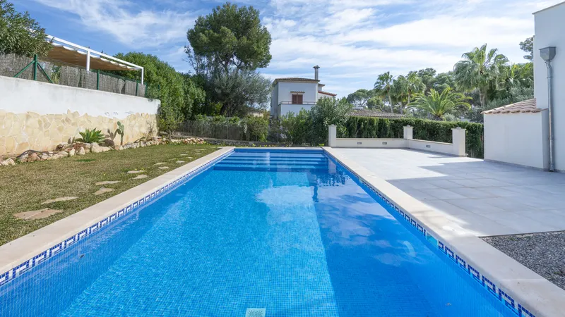Great villa for sale in Porto Petro, completely reformed in modern style, with large pool and garden — photo 6