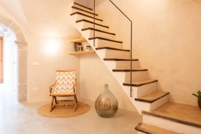 Charming fully renovated historic town house with pool for sale in Alaro, Mallorca — photo 7