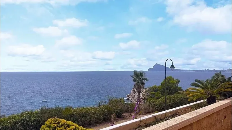 Fantastic southfacing apartment with seaviews for sale in Altea, Costa Blanca in Alicante — photo 2
