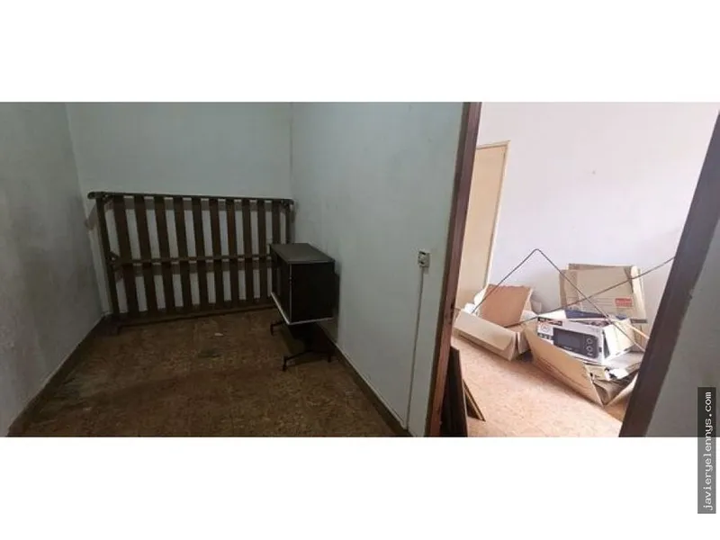Apartment for sale on Calle d'Isabel Montaner — photo 2