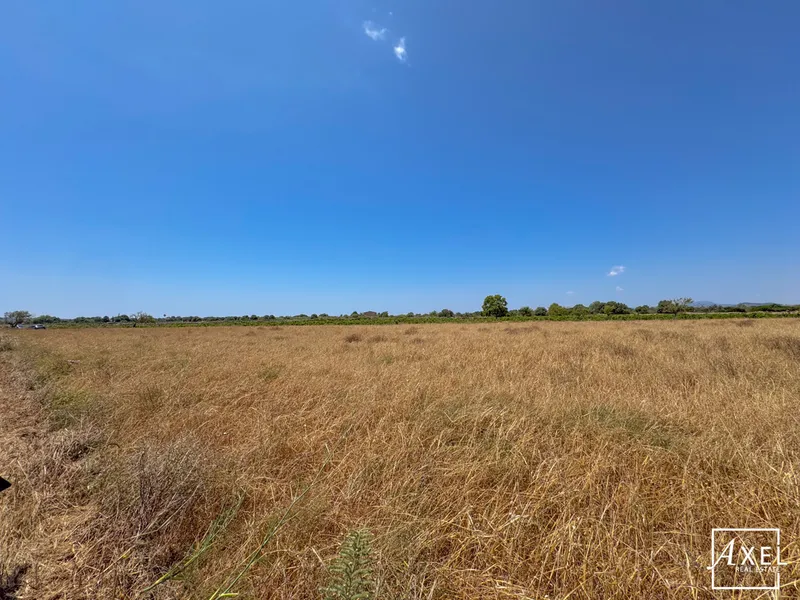 Between heaven and earth – natural plot with distant views — photo 5