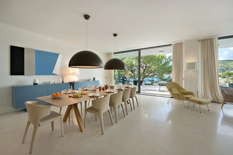 Modern villa on the seafront with holiday rental licence — photo 11