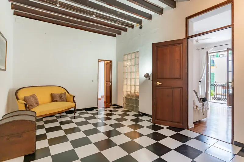 Fantastic Two-Bedroom Apartment with Balcony and Communal Roof Terrace in Santa Catalina — photo 4