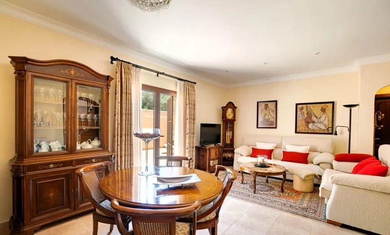 Property No. 1399 - Details — photo 5