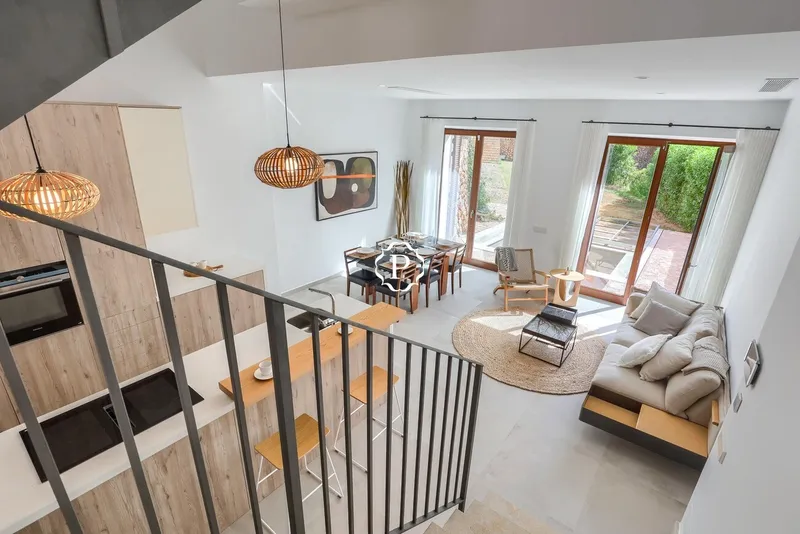Townhouse for sale in Fornalutx with spacious outdoor areas — photo 3